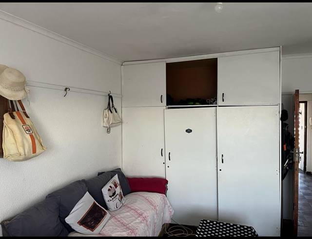 2 BEDROOM APARTMENT FOR SALE IN PAROW CENTRAL